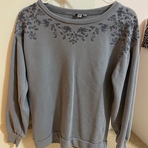 American Eagle crew neck shirt women’s Small blue